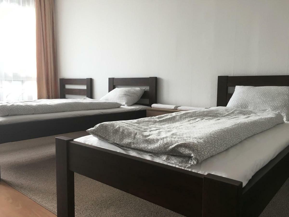 Szelestey Utcai Apartman سزومباثيلي المظهر الخارجي الصورة